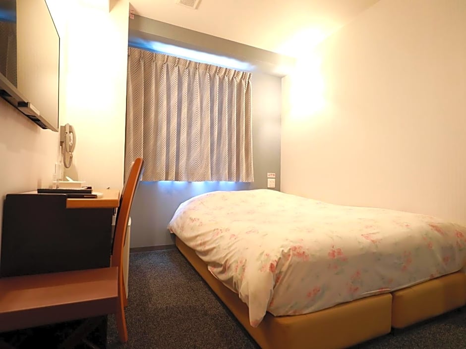 Toyama Town Hotel