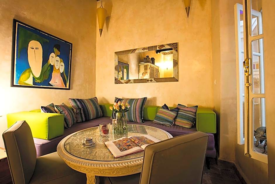 Riad Emotion