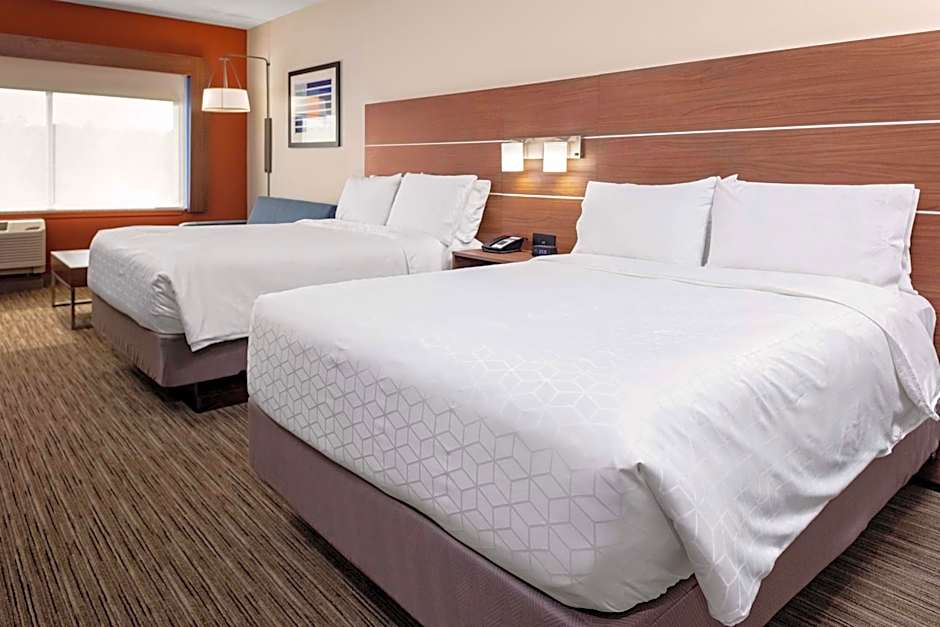 Holiday Inn Express And Suites Madison By IHG