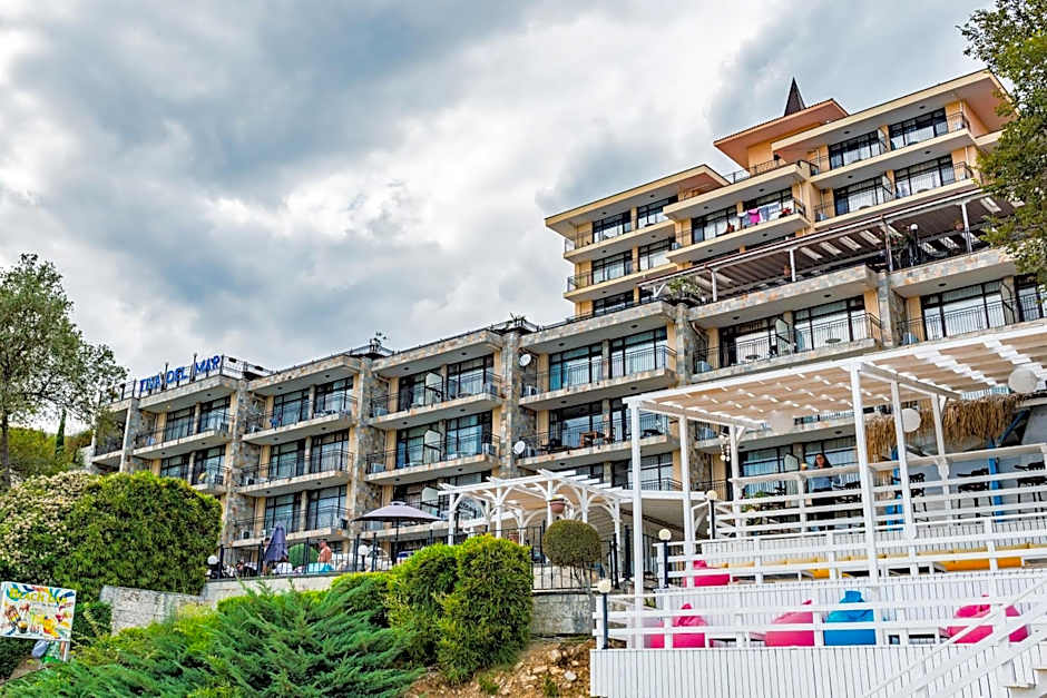 Tiva del Mar Beach Hotel