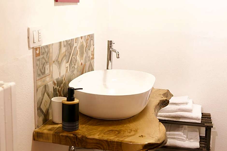 Rebeccu Arte e Ospitalità - Ostello