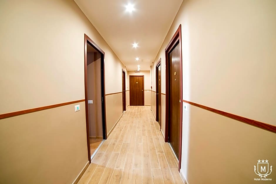 Hotel Moderno