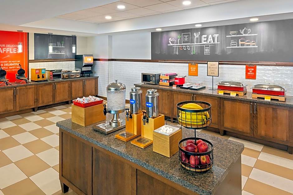 Hampton Inn By Hilton And Suites Clayton/St Louis-Galleria Area