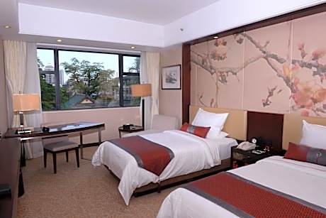 Superior Twin Room with Garden View (Baiyun)