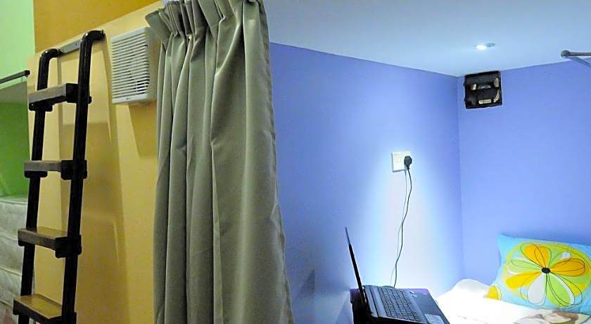 Thirty Three Stewart Houze Guest House