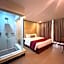 Goldberry Suites & Hotel Mactan