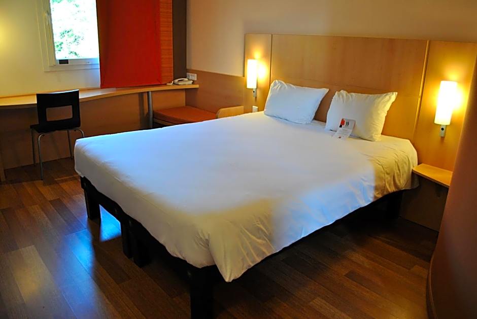 ibis Loriol Le Pouzin