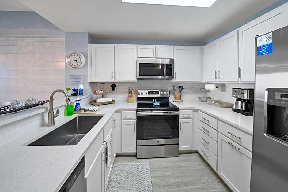 Calypso 3 Luxury Beach Vacation Sleeps 8