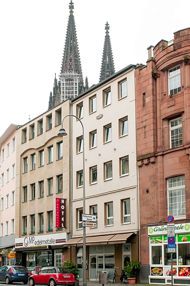 Hotel Sandmanns am Dom