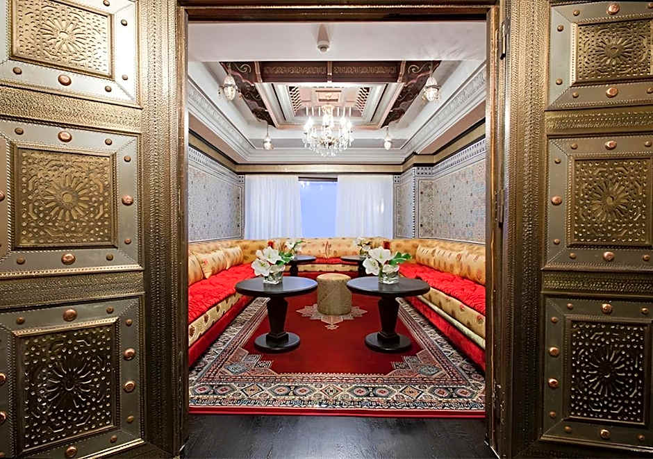 Art Palace Suites & Spa