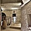 Maccan Cave Hotel