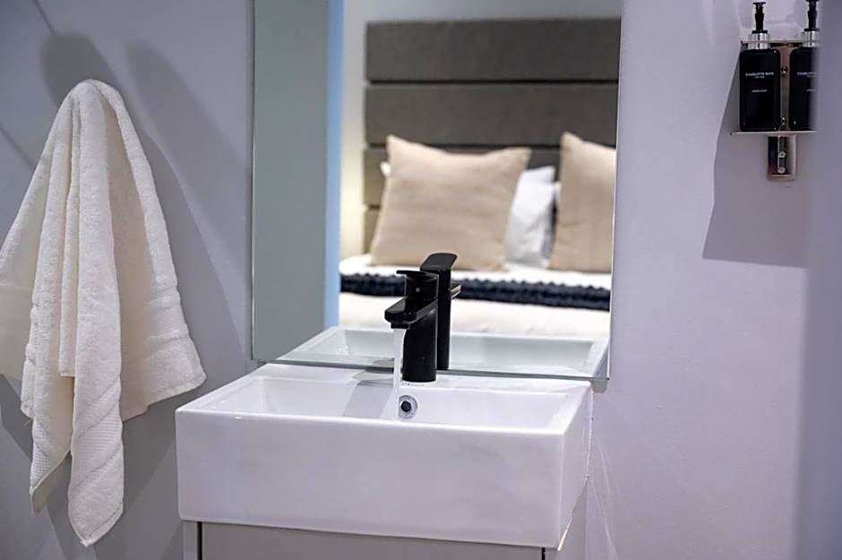 Luxury Bellagio 004 Two Bed with Inverter