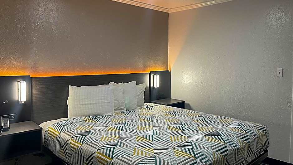 Motel 6 Ventura Beach