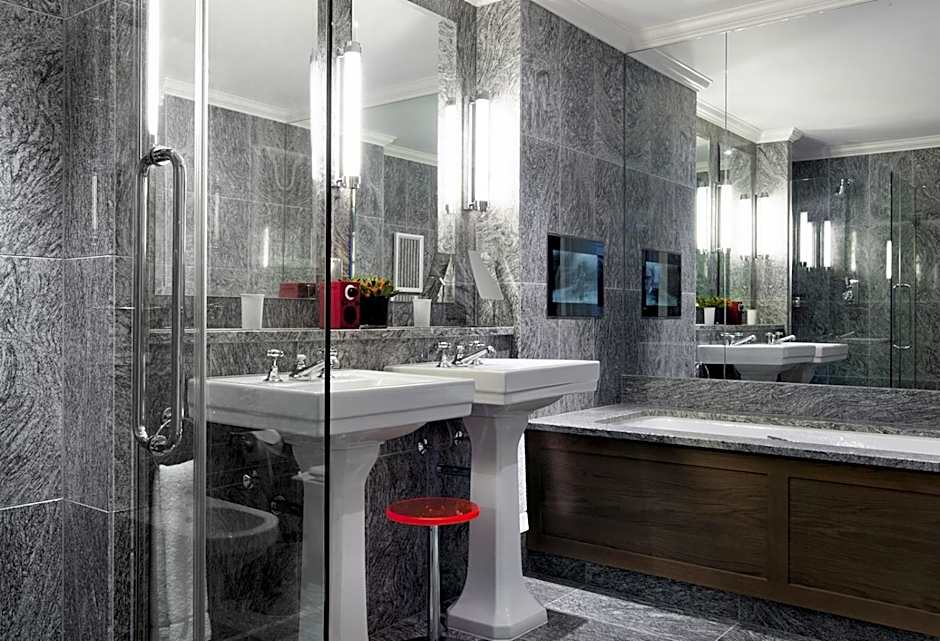 Crosby Street Hotel