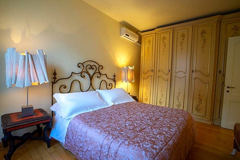 Palazzo Rocchi B&B