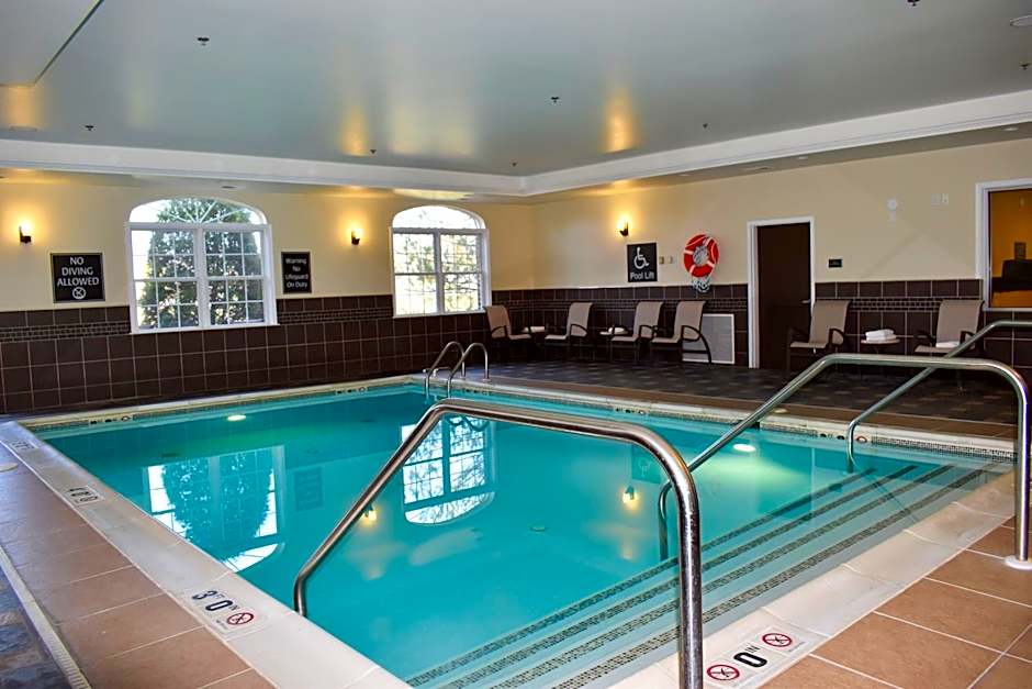 Best Western Plus Easton Inn & Suites