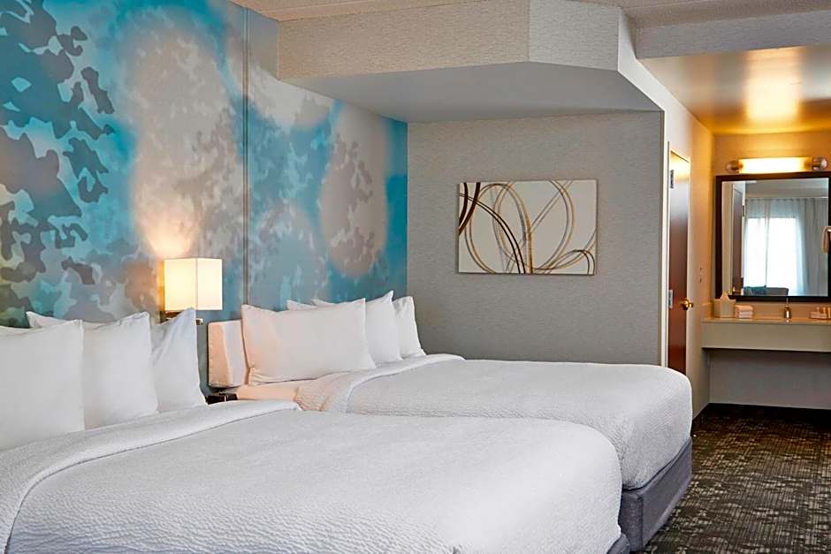 Courtyard by Marriott Bloomington by Mall of America