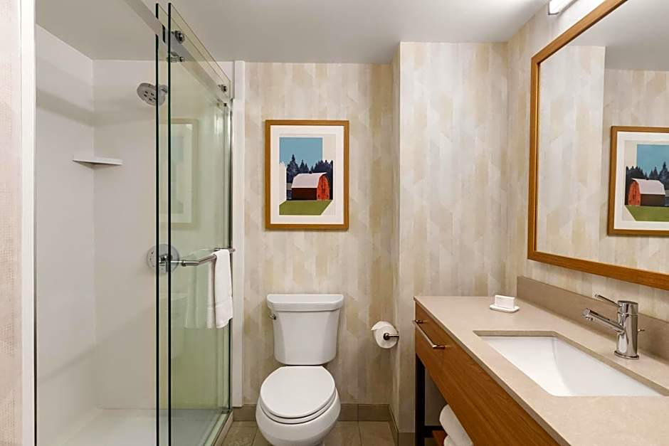 Hampton Inn & Suites by Hilton Langley-Surrey