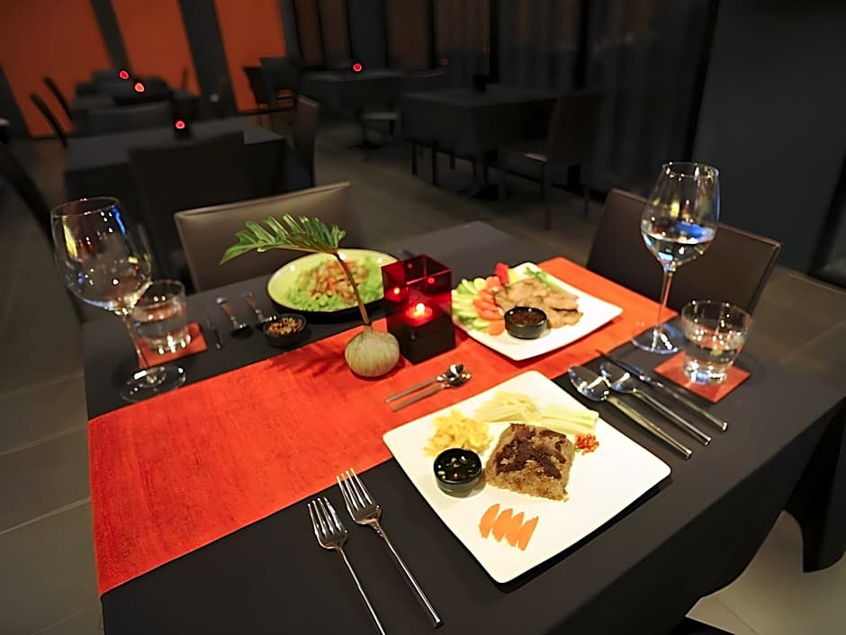 Miramar Bangkok Hotel