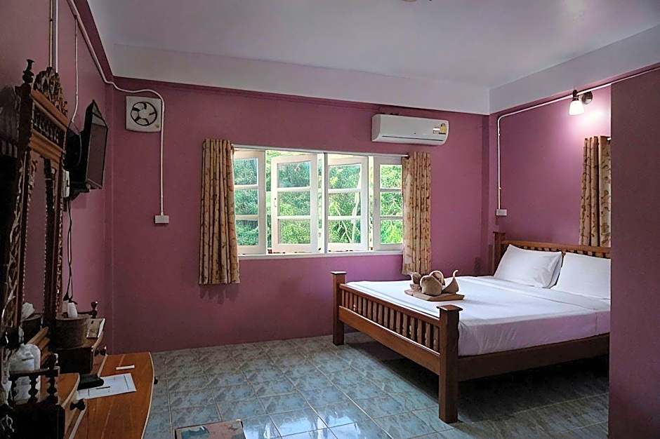 Parichart Place