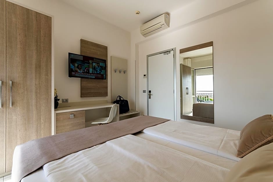 Hotel Lux