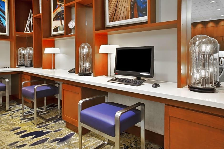 Hilton Garden Inn Portland Downtown Waterfront
