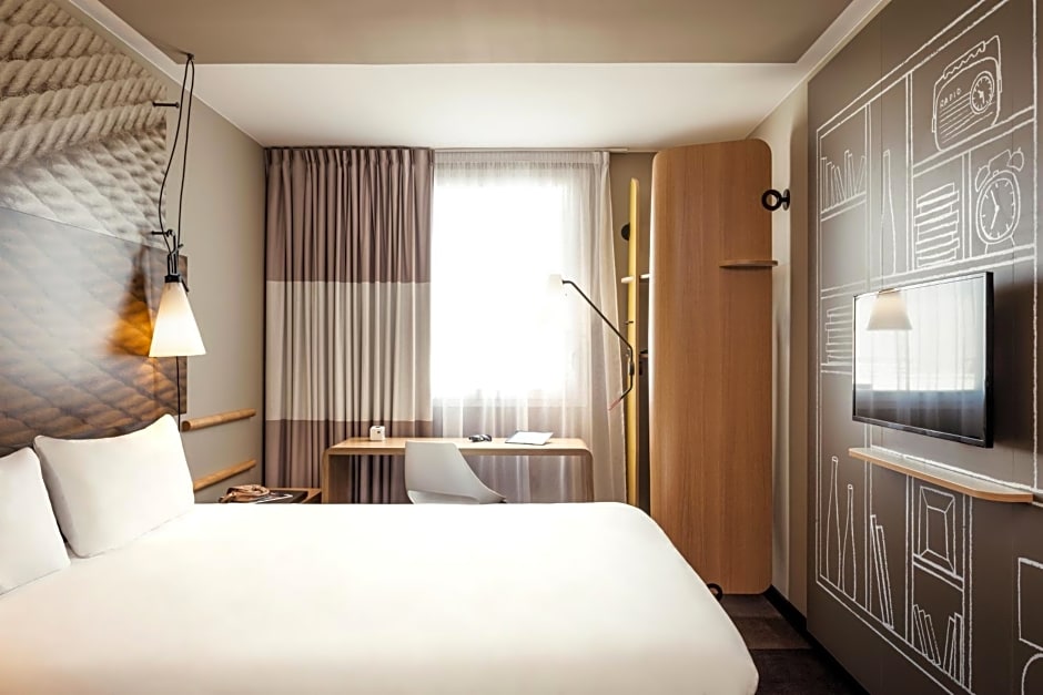 ibis Saint Quentin en Yvelines - Velodrome