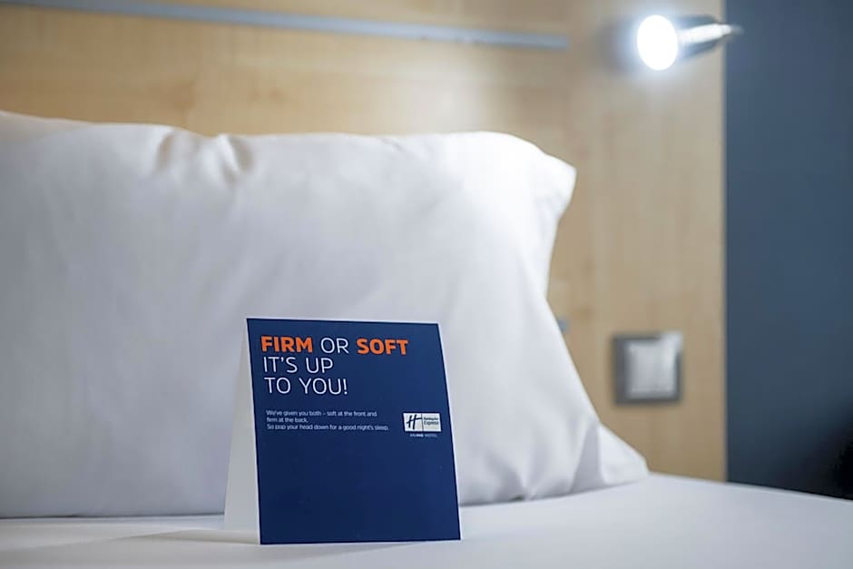 Holiday Inn Express Barcelona City 22@ By IHG