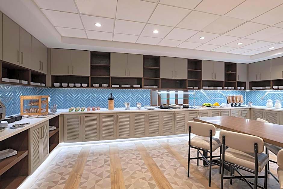 Hyatt Place Austin Lake Travis/Four Points