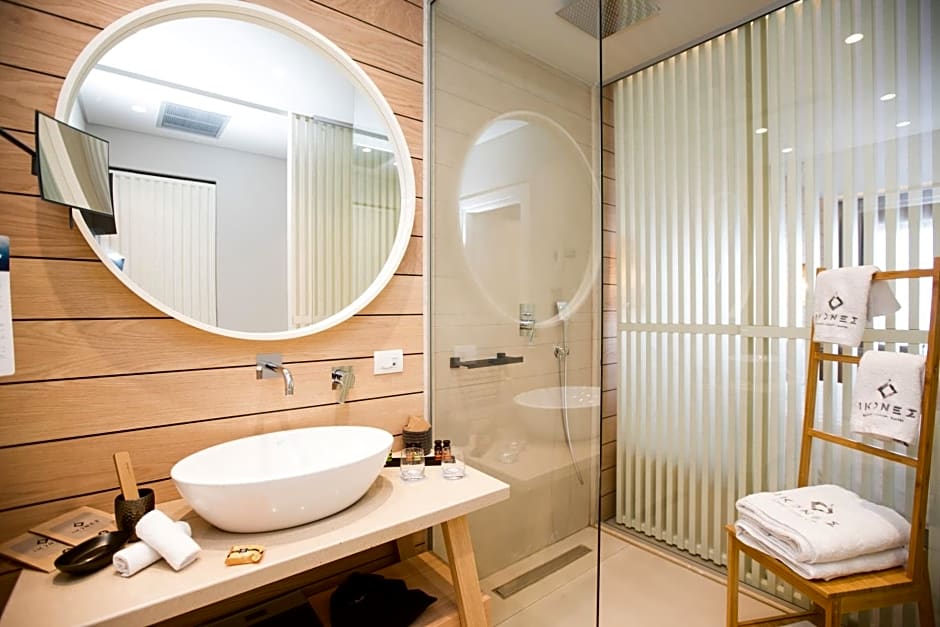 Ikones Seafront Luxury Suites