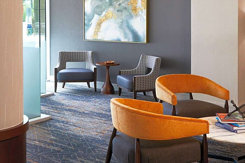 Courtyard by Marriott Los Angeles LAX/Century Boulevard