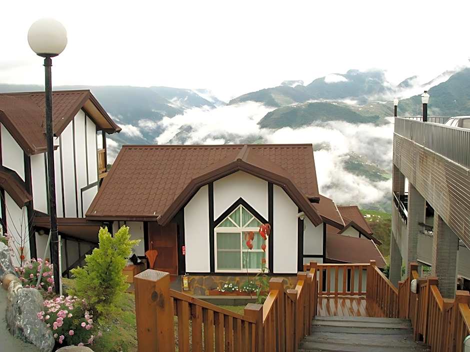 Sea of Clouds Vacation Villa I