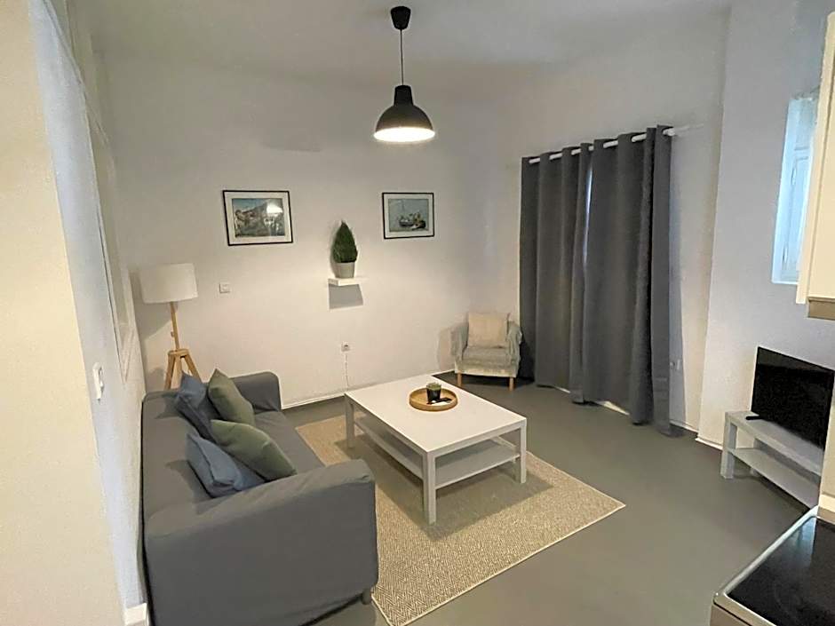Spanos Apartments - Panteli