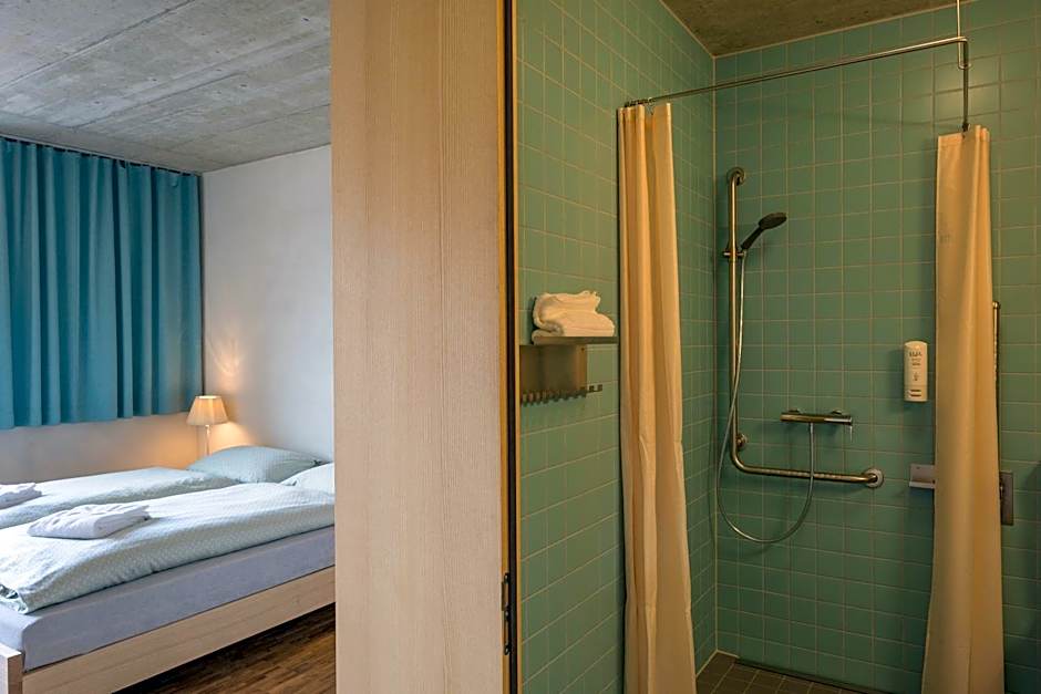 Saanen Gstaad Youth Hostel