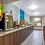 La Quinta Inn & Suites by Wyndham Radford