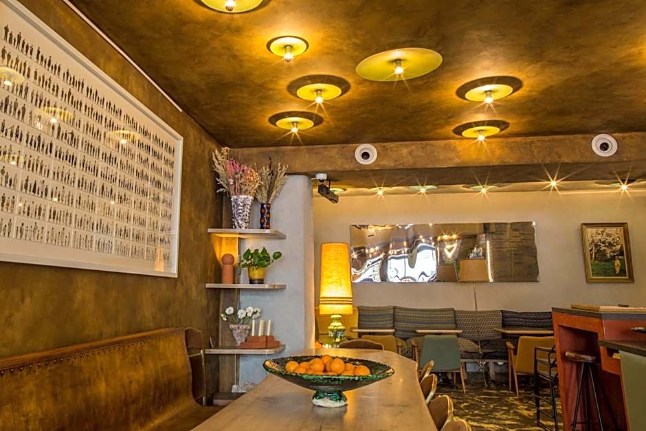 Hotel La Nouvelle Republique