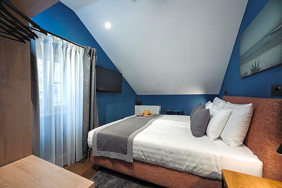 Camera Hotel