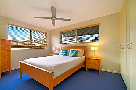 Three Bedroom Apartment with Exclusive Rooftop