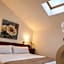 Aston Hotel