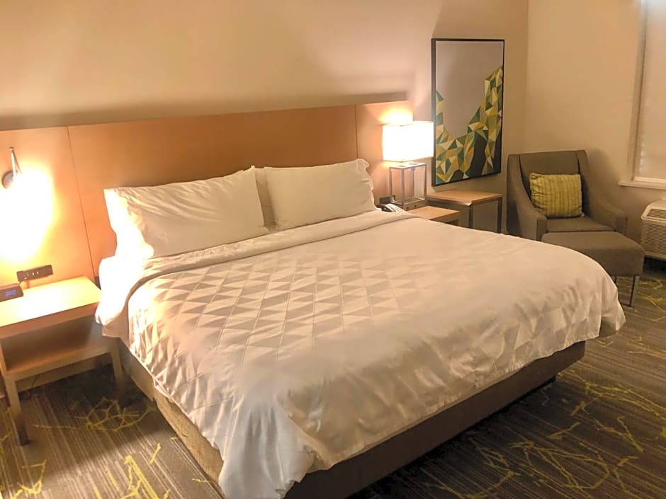 Holiday Inn & Suites Houston NW - Willowbrook By IHG