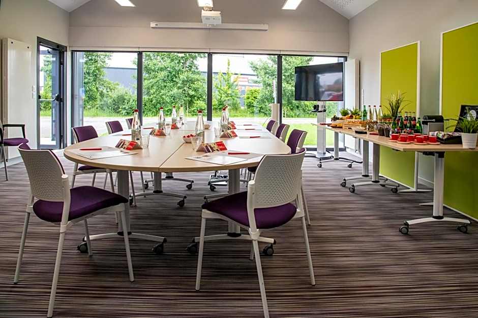 ibis Pontorson Baie Du Mont Saint Michel