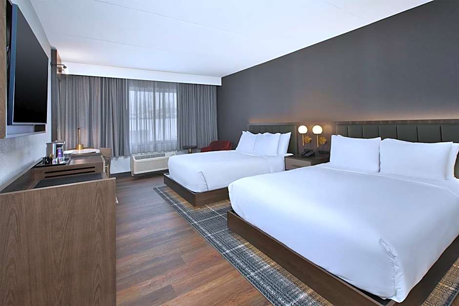 DoubleTree by Hilton Hotel Detroit - Novi