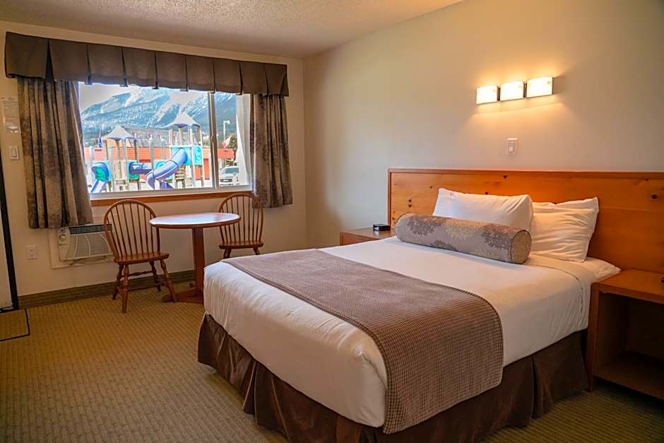 Rocky Mountain Ski Lodge