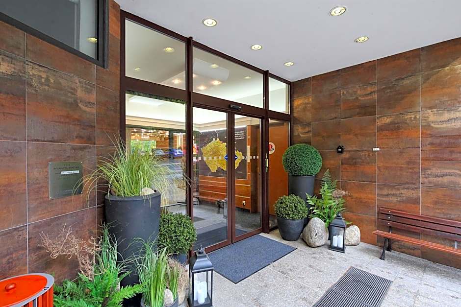 Interhotel Montana