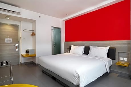 Staycation Offer - Smart Room Hollywood