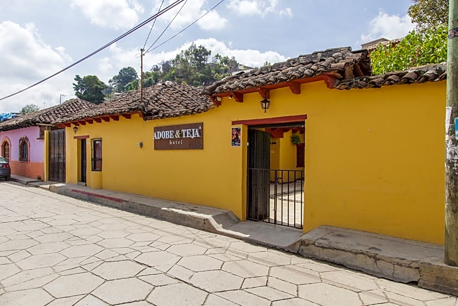 Hotel Adobe & Teja