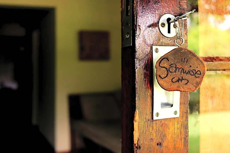 Away with the Fairies Nature Lodge and Backpackers