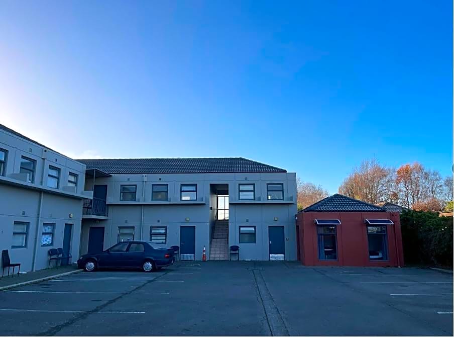 AAA Northlands Motel