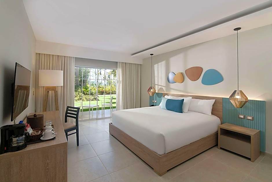 Wyndham Alltra Samana All Inclusive Resort
