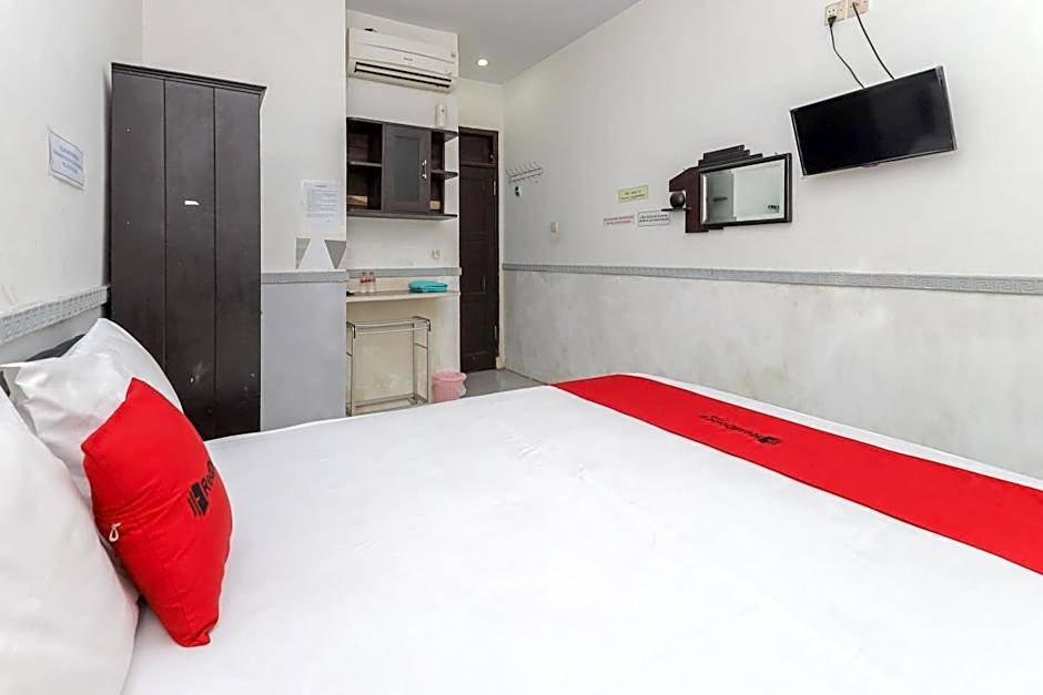 RedDoorz near Stasiun Malang Kota Lama 2 – Malang, MO